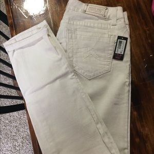 NWT Miss Me skinny jeans